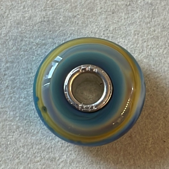 Trollbeads glass bead - Picture 2 of 3